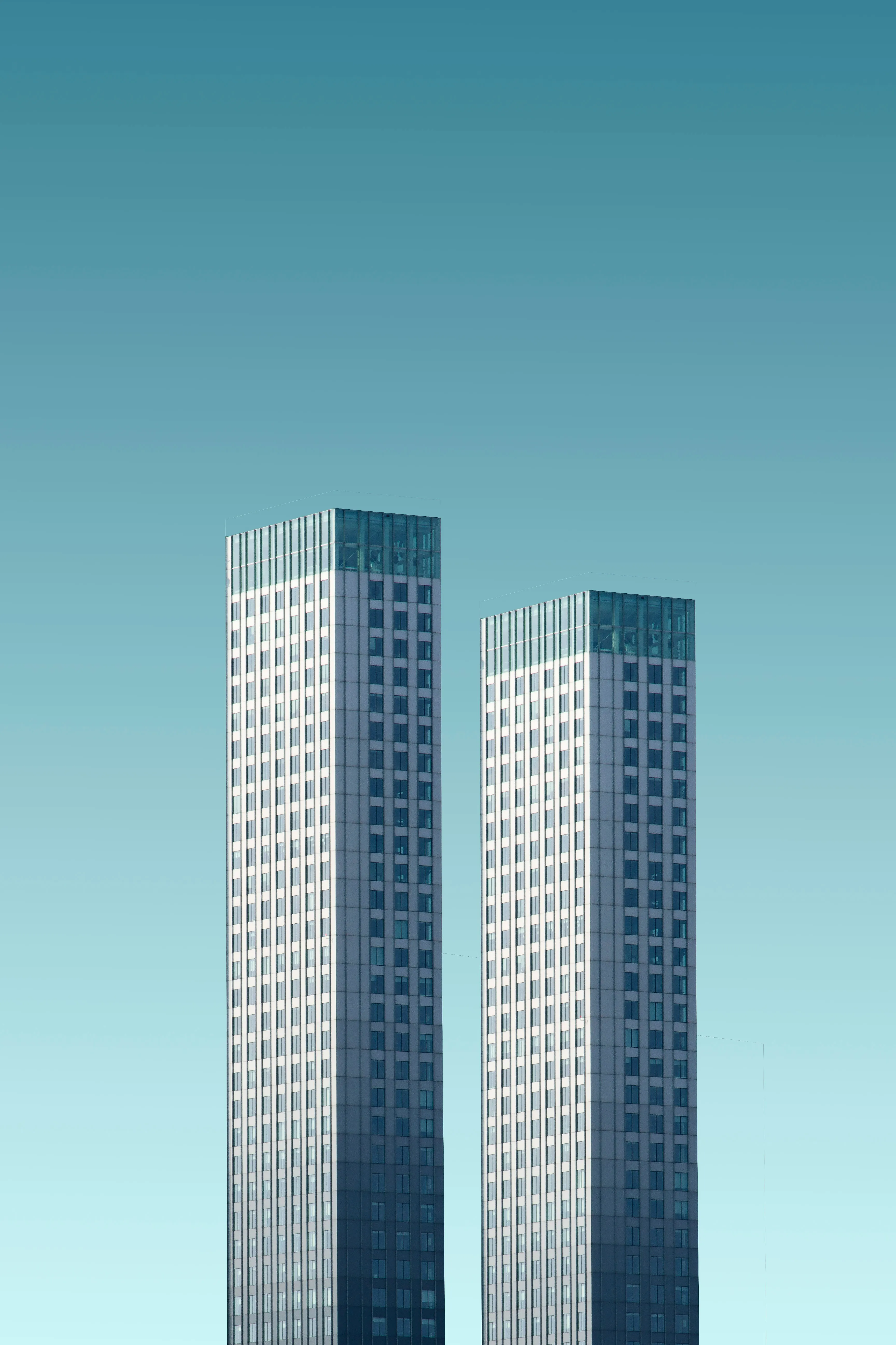 Edificio con el cielo de fondo